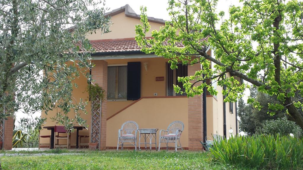 Agriturismo Podere La Cascata Villa มัสซามาริตติมา ภายนอก รูปภาพ
