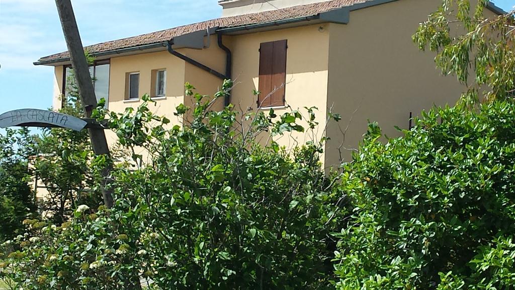 Agriturismo Podere La Cascata Villa มัสซามาริตติมา ภายนอก รูปภาพ