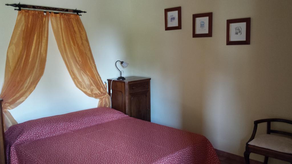 Agriturismo Podere La Cascata Villa มัสซามาริตติมา ภายนอก รูปภาพ